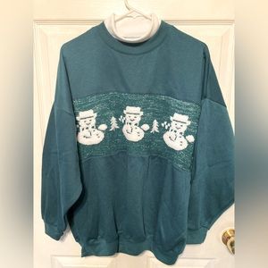 Green snowman sweatshirt. Good condition. Size 44/24w (fits like a large)